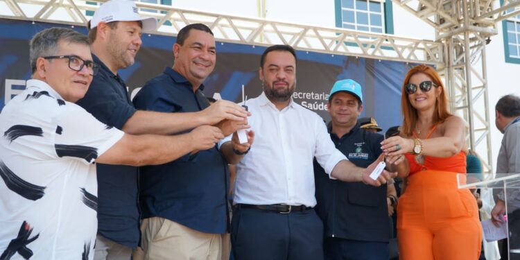 Cláudio Castro anuncia investimentos na Saúde de Paraty