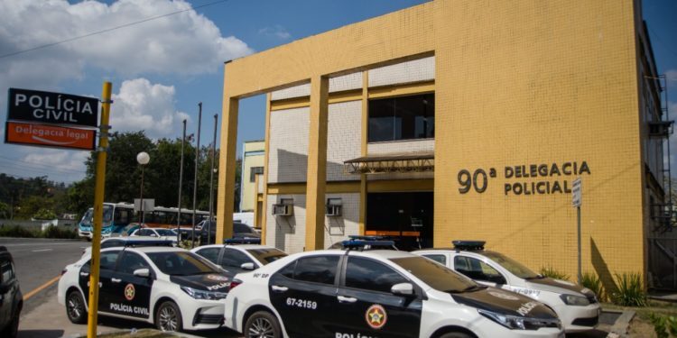Menor foragido é apreendido com drogas em Barra Mansa