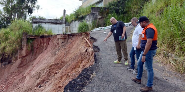 Defesa Civil Nacional inspeciona áreas de risco em Barra Mansa