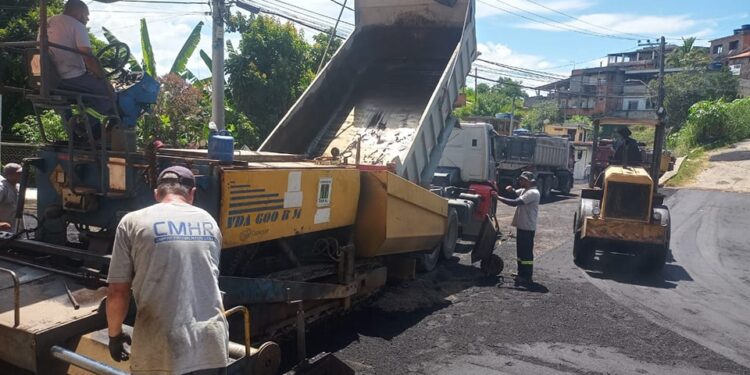 ‘Barra Cidadã’: Mario Esteves entrega investimentos de R$ 4 milhões no Morro do Gama