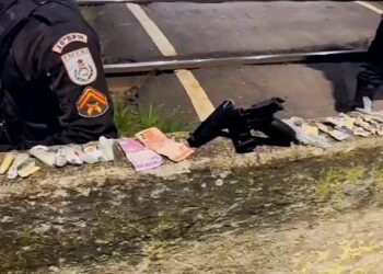 Homem é preso e menor apreendido com pistola 9mm, munição e drogas em Barra do Piraí