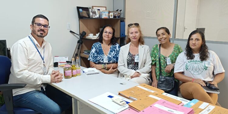 Pinheiral: Secretário Júlio Barbosa se reúne com produtoras rurais