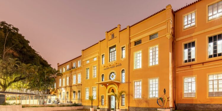Orquestra Sinfônica de Barra Mansa se apresenta nos 90 anos do Colégio Verbo Divino
