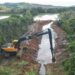 INEA realiza desassoreamento em afluente do Rio Paraíba em Porto Real