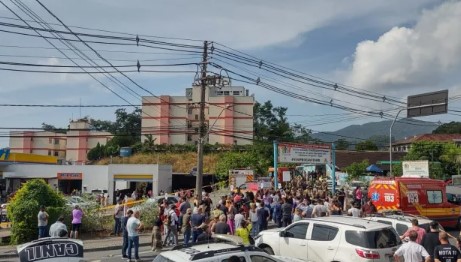 Homem invade creche em Blumenau e mata quatro crianças