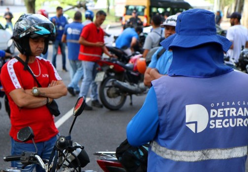 Detran retirou 10.568 motos das ruas do Estado