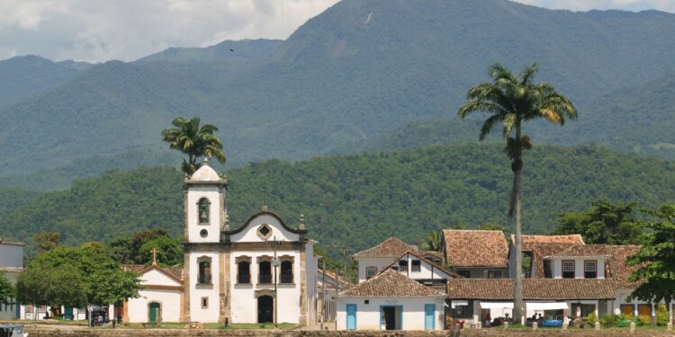 Bourbon Festival começa no próximo dia 14 em Paraty. Confira a programação