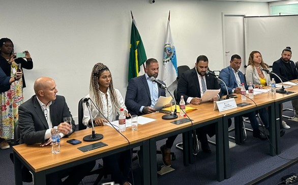 Deputado Tande Vieira questiona renovação de contratos da Enel e da Light