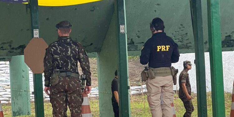 PRF é destaque em competição realizada para celebrar a Semana do Exército Brasileiro