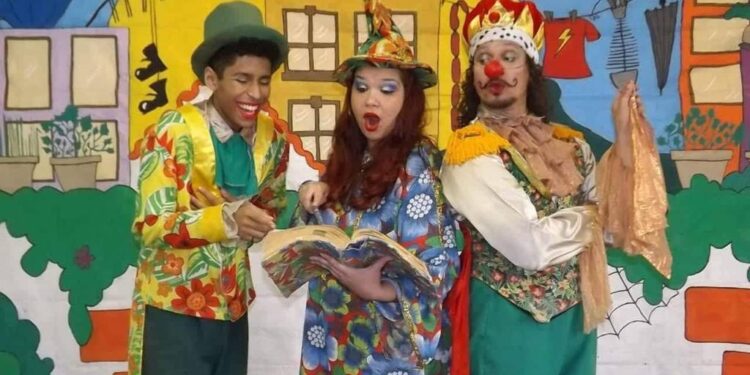 Grebal e Cia Teatral Granada abrem inscrições para curso gratuito de teatro em BM