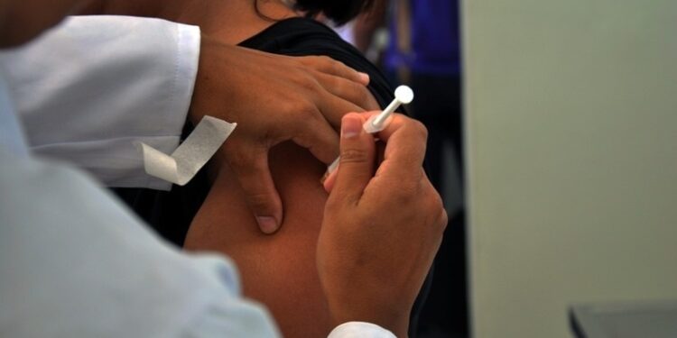 Itatiaia começa campanha de vacinação contra gripe em todos os postos de saúde