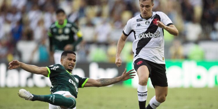 Vasco e Palmeiras empatam em jogo movimentado