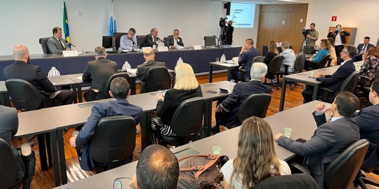 Comissão da Alerj aprova parecer a LDO 2024 com déficit de R$ 3,6 bilhões