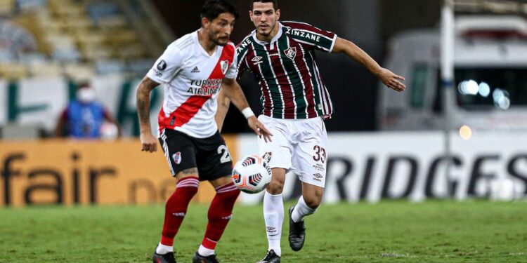 Fluminense encara River Plate pela classificação na Libertadores