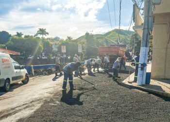 Barra do Piraí acelera operação tapa-buraco após redução das fortes chuvas