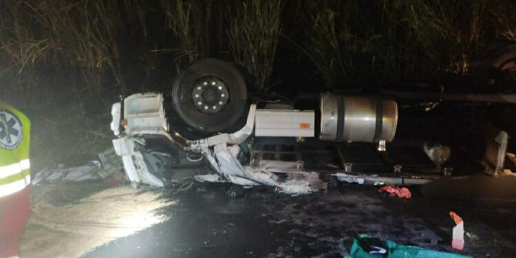 Duas pessoas morrem e duas ficam feridas em três acidentes na BR-393