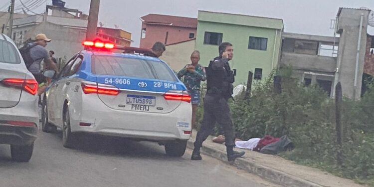 Homem é morto a tiros no bairro Colônia, em Barra Mansa