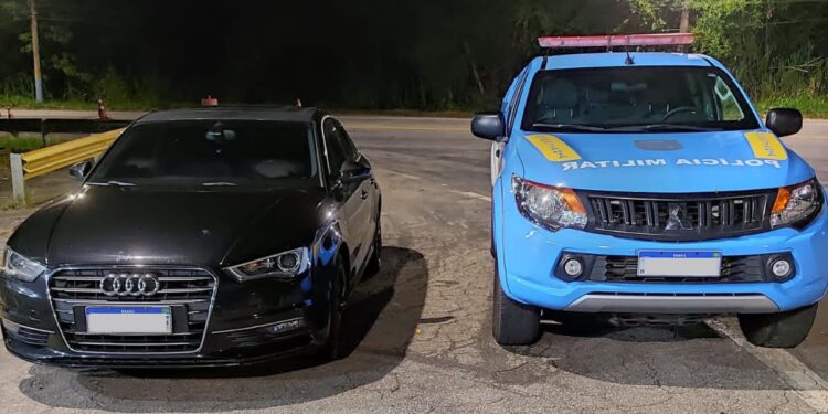 Homem é detido com veículo adulterado na RJ-145, em Piraí