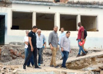 Educação: Prefeito Rodrigo Drable confere obras em três escolas do município