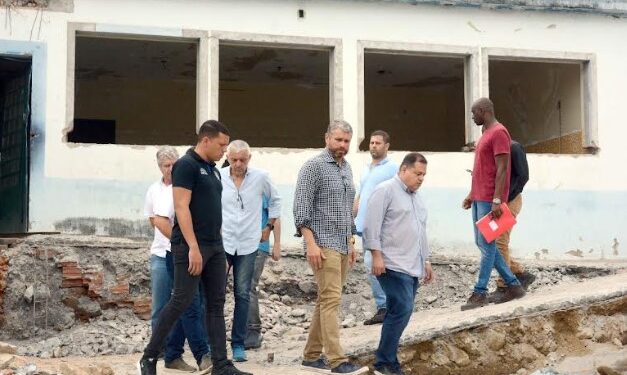Educação: Prefeito Rodrigo Drable confere obras em três escolas do município