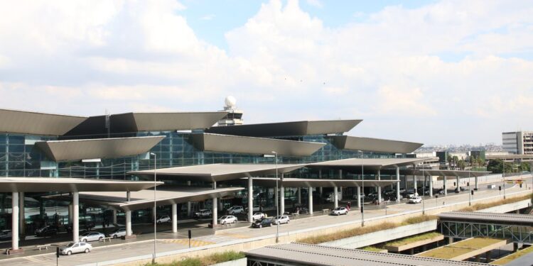Polícia Federal investiga tráfico de drogas no Aeroporto de Guarulhos