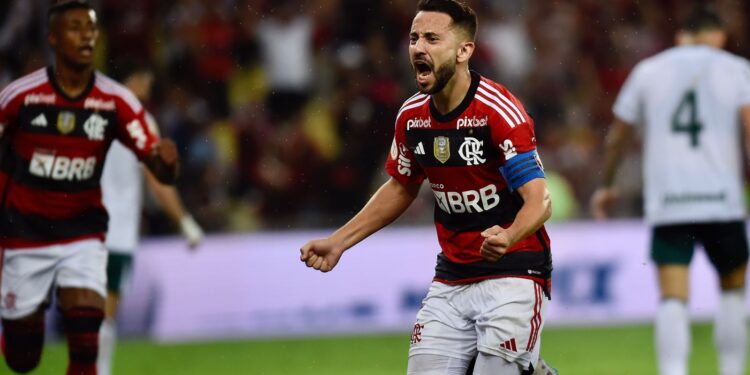 Flamengo vence Goiás no Maracanã