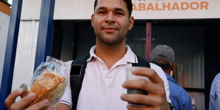 Café do Trabalhador é inaugurado em Volta Redonda