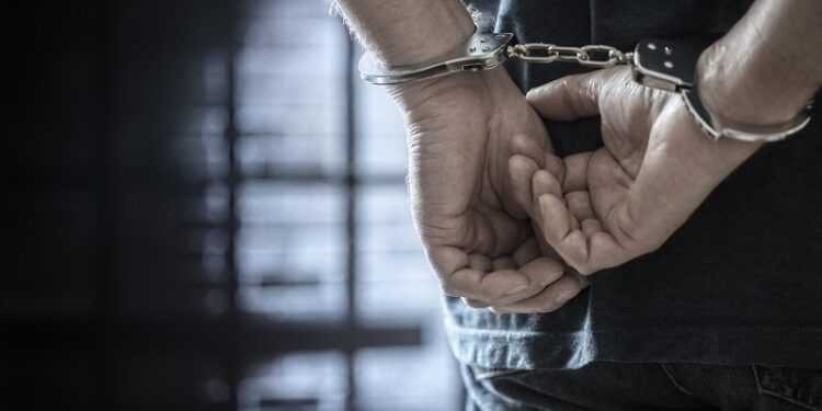 Megaoperação prende 157 integrantes de facções criminosas em 13 estados