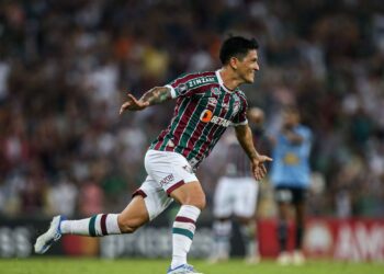 Fluminense chega às oitavas da Libertadores
