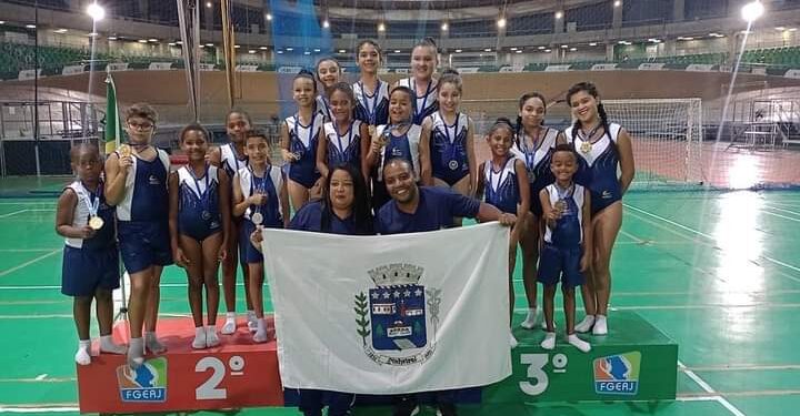 Atletas de Pinheiral conquistam 9 medalhas em Torneio Estadual de Ginástica de mini trampolim