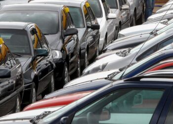 Governo Federal publica MP que dá desconto a carros populares