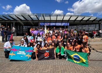 Estudantes do Rio conhecem o mundo através da educação