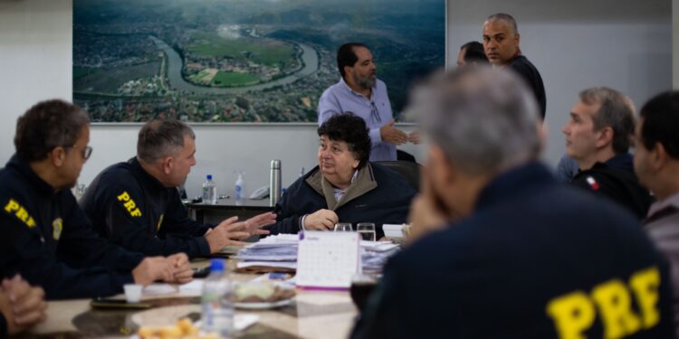 Prefeito Neto oferece parceria para construir cabine da PRF na Rodovia do Contorno