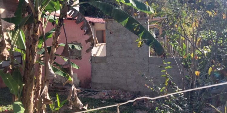 Disque Denúncia leva polícia a localizar construção irregular na Ilha Grande, Em Angra