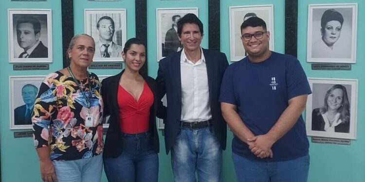 Câmara Municipal de Volta Redonda recebe visita de representantes da Câmara de Seropédica