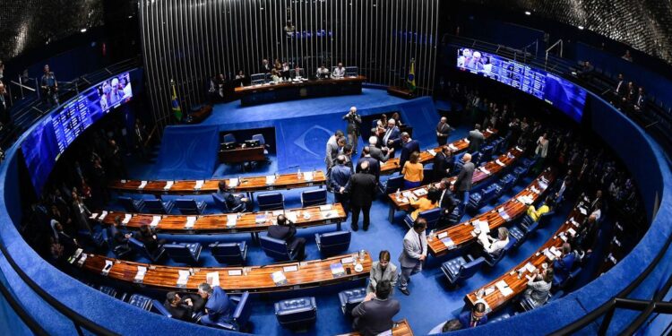 Senado aprova programa para expansão de escolas em tempo integral