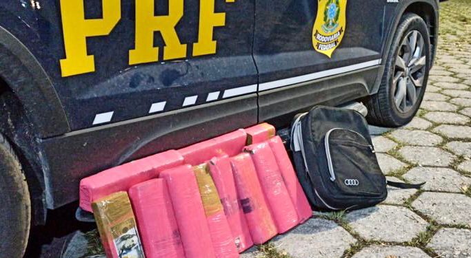 PRF apreende 10 quilos de maconha na Dutra, em Piraí