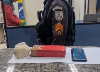 Homem é flagrado transportando drogas na Serra das Araras, na Dutra