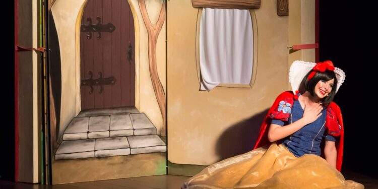 Espetáculo Branca de Neve se apresenta em Resende e Barra Mansa neste fim de semana