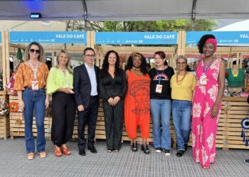 Pinheiral é representado por grupos culturais e artesãos na ExpoRio Turismo