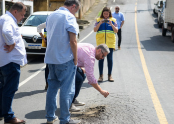 Rodrigo Drable fiscaliza obras no bairro Boa Vista