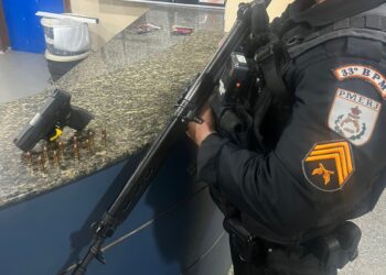 Homem é detido com pistola 9mm em Angra dos Reis