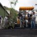 Novo asfalto avança em duas frentes, em Volta Redonda