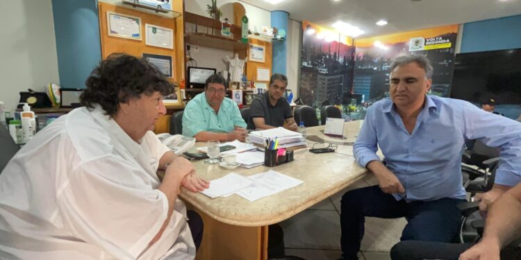 Prefeito de Volta Redonda anuncia obras do novo Cras no Eucaliptal