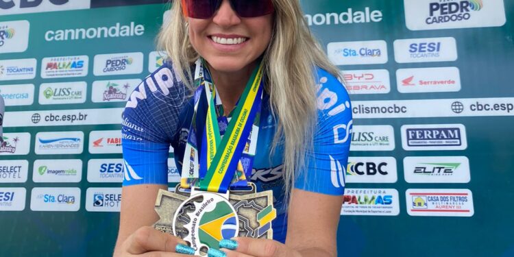 Atleta de Barra Mansa é vice-campeã brasileira de Ciclismo de Estrada Máster