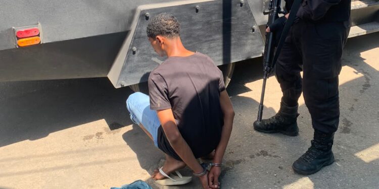 Polícia Militar realiza operação em diversos bairros de Resende
