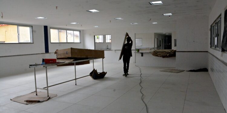 Obra do Hospital da Criança de Volta Redonda avança na etapa de acabamento