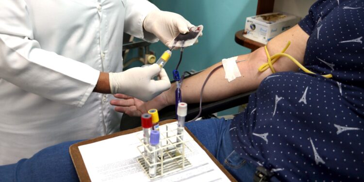 Hemonúcleo de Barra Mansa reforça importância da doação de sangue neste fim de ano