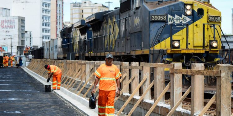 Barra Mansa avança nas obras do Pátio de Manobras com asfaltamento de nova avenida