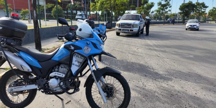 Polícia Militar realiza ações em oito bairros de Resende